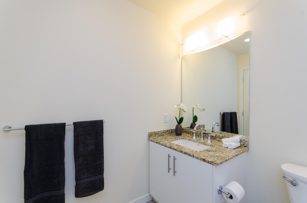 Apartment Popular Downtown Louis Vuitton 2600sqft Penthouse