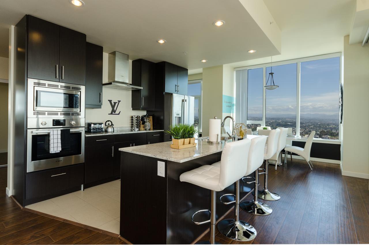 Apartment Popular Downtown Louis Vuitton 2600sqft Penthouse