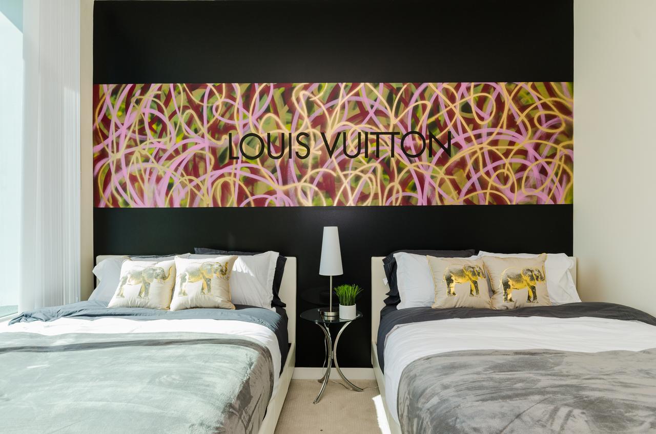 Popular Downtown Louis Vuitton 2600sqft Penthouse
